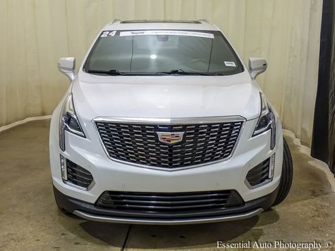 Certified 2024 Cadillac XT5 Premium Luxury w/ LPO, Floor Liner Package image 6