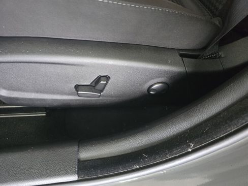Used 2023 Dodge Charger SXT RWD image 18
