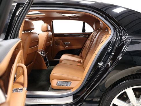 Used 2015 Bentley Flying Spur V8 AWD/4WD image 39