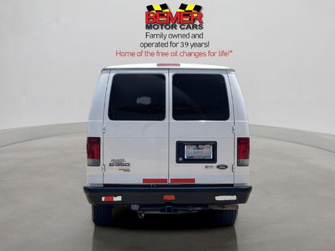 Used 2012 Ford E-350 and Econoline 350 XL RWD image 4