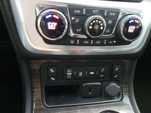 Used 2015 GMC Acadia SLT w/ Open Road Package AWD/4WD image 30