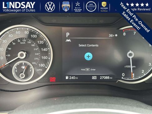 Used 2023 Genesis G70 2.0T image 25