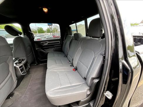 Used 2022 RAM 1500 Big Horn AWD/4WD image 15