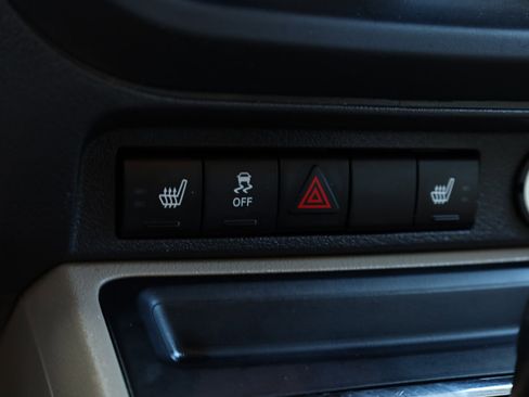 Used 2016 Jeep Patriot High Altitude image 37