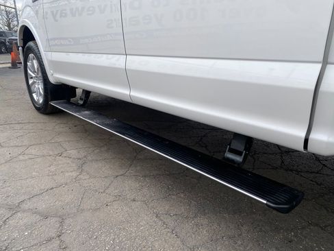 Used 2019 Ford F150 Platinum w/ Technology Package image 9