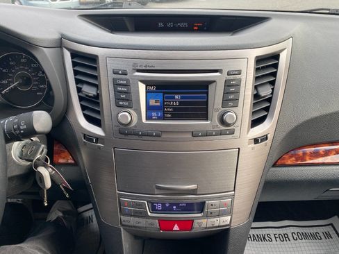 Used 2012 Subaru Outback 2.5i Limited image 15