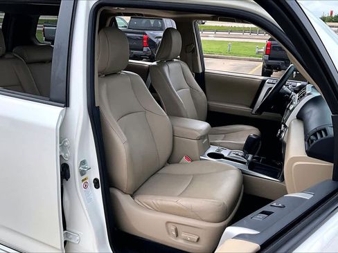 Used 2013 Toyota 4Runner SR5 w/ Premium Pkg RWD image 9