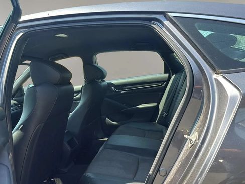 Used 2019 Honda Accord Sport image 10