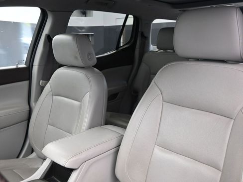Used 2017 GMC Acadia SLT FWD image 30
