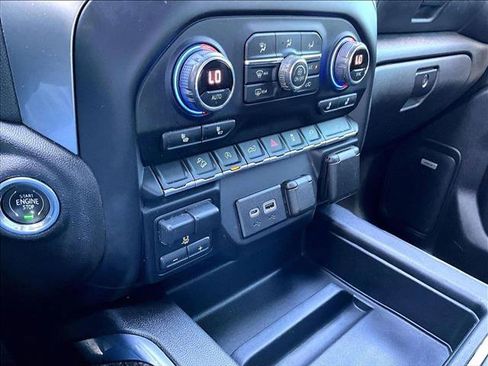 Used 2021 Chevrolet Silverado 1500 LT Trail Boss w/ Convenience Package II AWD/4WD image 23