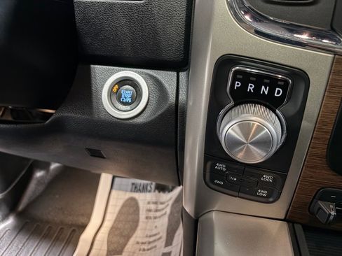 Used 2015 RAM 1500 Laramie w/ Convenience Group image 15