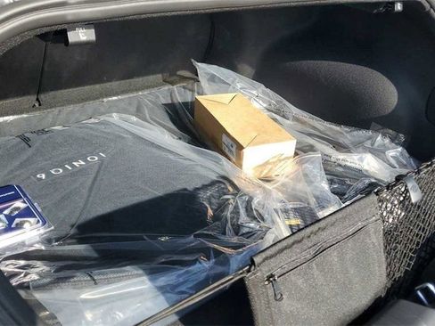 New 2025 Hyundai Ioniq 6 SEL image 27