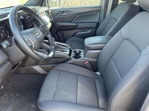 Used 2025 GMC Canyon Elevation w/ Technology Package image 15