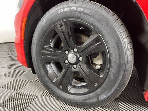 Used 2022 Dodge Charger SXT image 11