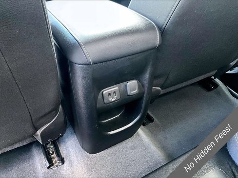 Used 2021 Chevrolet Colorado LT w/ Safety Package RWD image 27
