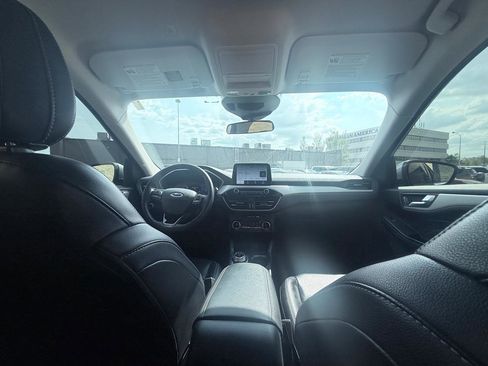 Used 2022 Ford Escape SEL w/ Technology Package image 13