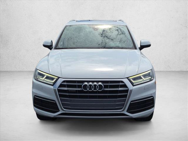 Used 2019 Audi Q5 2.0T Premium Plus w/ Premium Plus Package AWD/4WD image 2