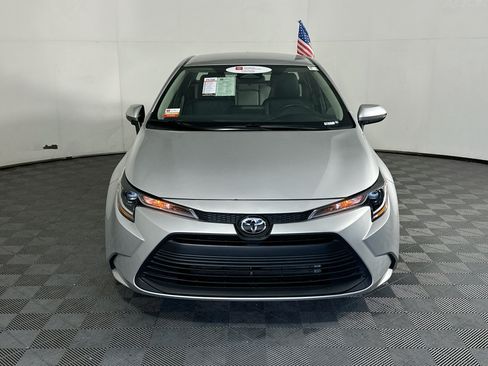 Certified 2025 Toyota Corolla LE FWD image 8