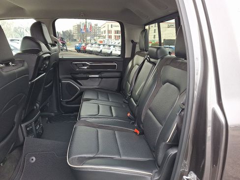 Used 2022 RAM 1500 Laramie image 10