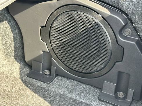 Used 2021 Ford Mustang Shelby GT500 w/ Technology Package image 13