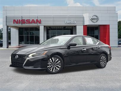 Certified 2023 Nissan Altima 2.5 SV w/ SV Premium Package