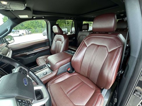 Certified 2024 Ford Expedition Max Limited AWD/4WD image 21