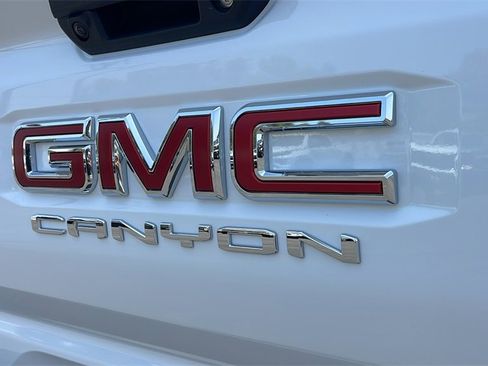 New 2025 GMC Canyon Elevation w/ Convenience Package image 28