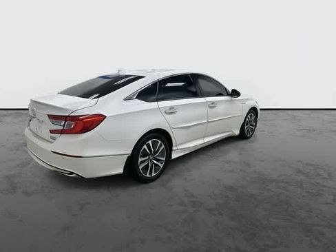 Used 2019 Honda Accord Touring image 4