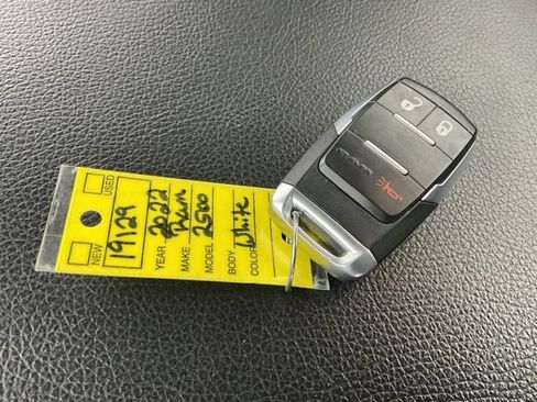 Used 2022 RAM 2500 Big Horn w/ Safety Group B image 23