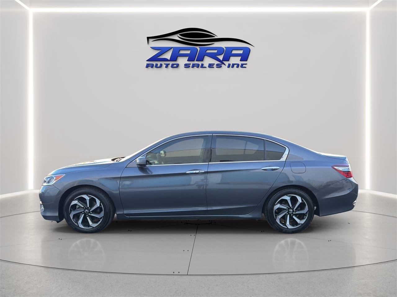 Used 2016 Honda Accord EX image 4