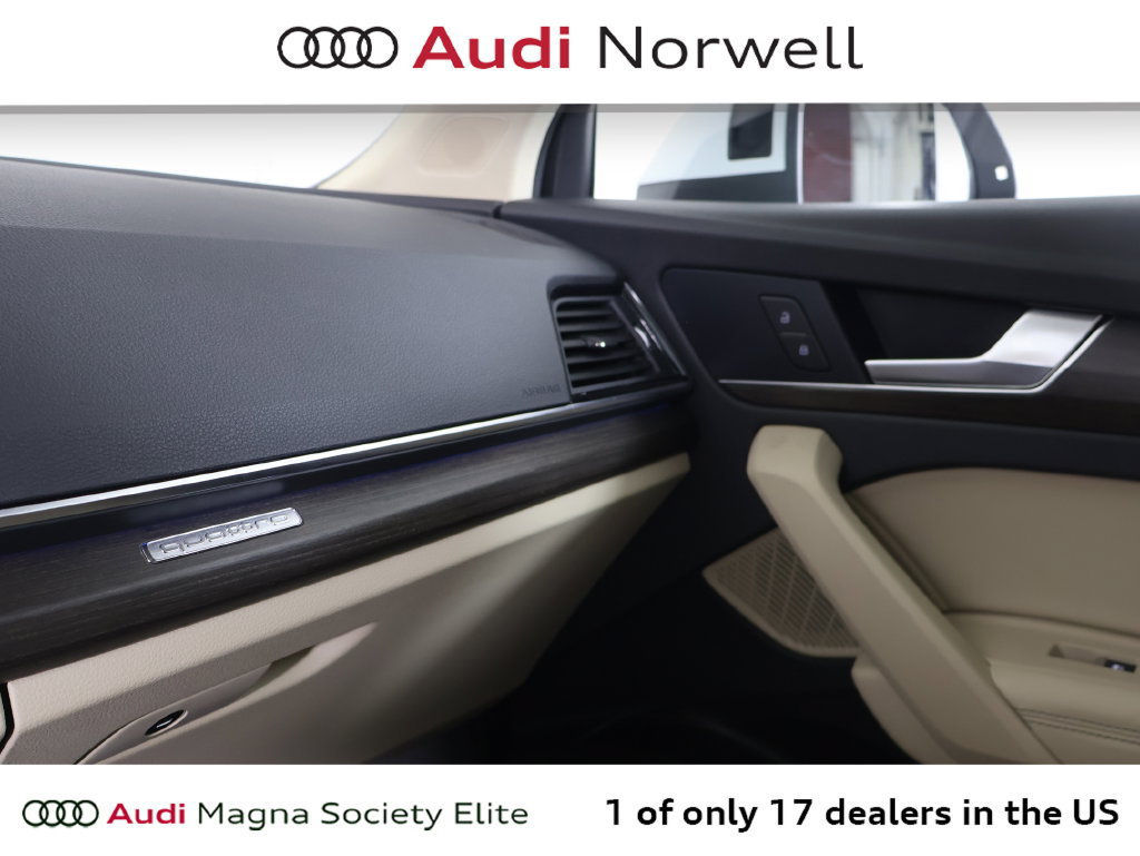 Used 2023 Audi Q5 e Prestige AWD/4WD image 8