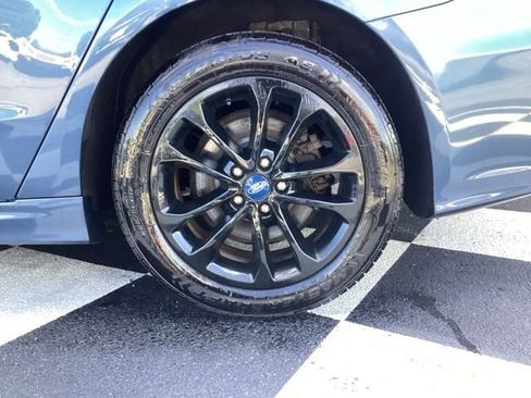Used 2019 Ford Fusion SE FWD image 9