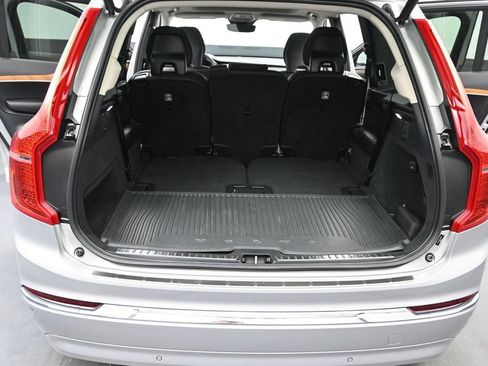 Used 2023 Volvo XC90 B6 Plus w/ Protection Package Premier AWD/4WD image 18