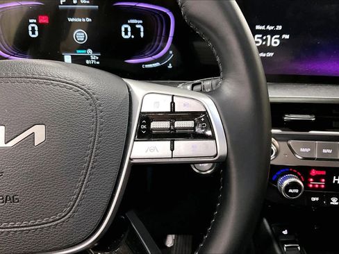 Used 2025 Kia Telluride S AWD/4WD image 25