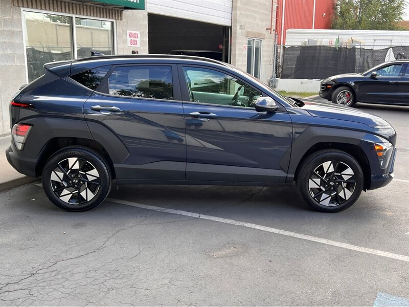 Used 2025 Hyundai Kona SEL AWD/4WD image 8