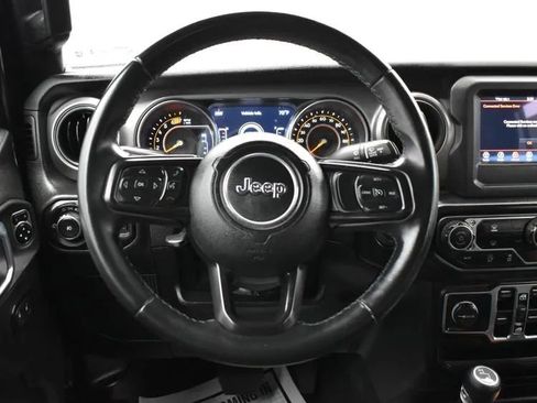 Used 2022 Jeep Wrangler Unlimited Sport image 19