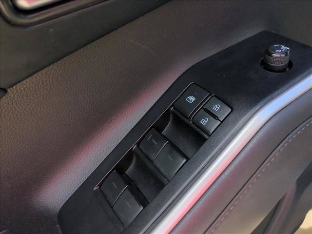 Used 2021 Toyota Highlander XLE FWD image 9