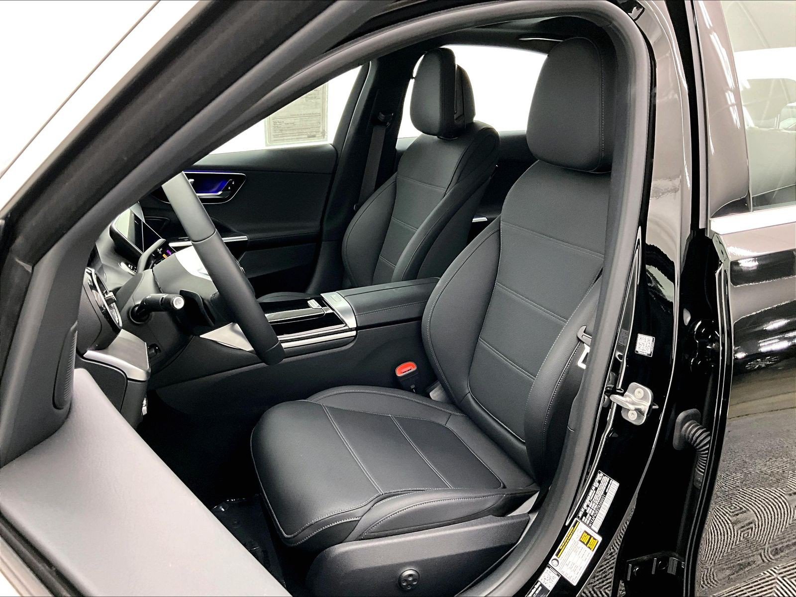 Used 2026 Mercedes-Benz C 300 Sedan image 16