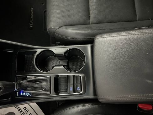 Used 2017 Hyundai Tucson SE Plus image 23