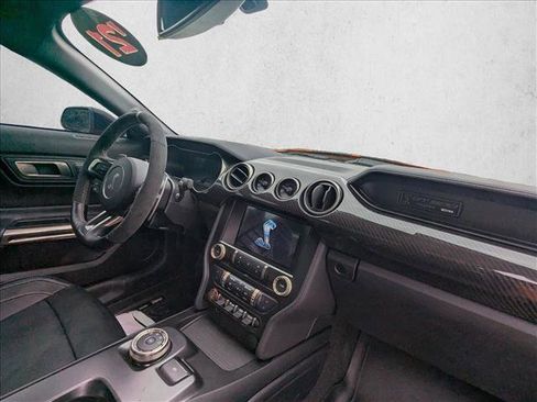 Used 2021 Ford Mustang Shelby GT500 w/ Technology Package image 19