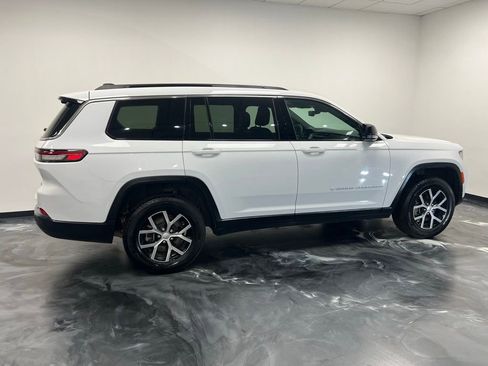 Used 2024 Jeep Grand Cherokee L Limited w/ Luxury Tech Group II image 23