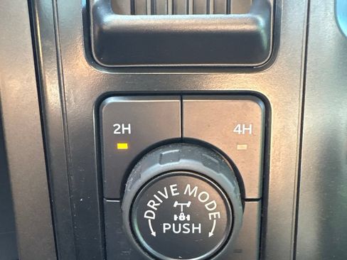 Used 2024 Ford F150 Lariat w/ FX4 Off-Road Package AWD/4WD image 25