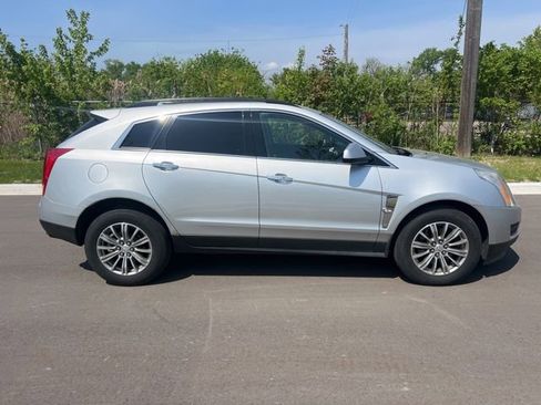 Used 2011 Cadillac SRX 2WD image 4