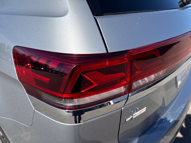 Used 2025 Volkswagen Atlas SE FWD image 10