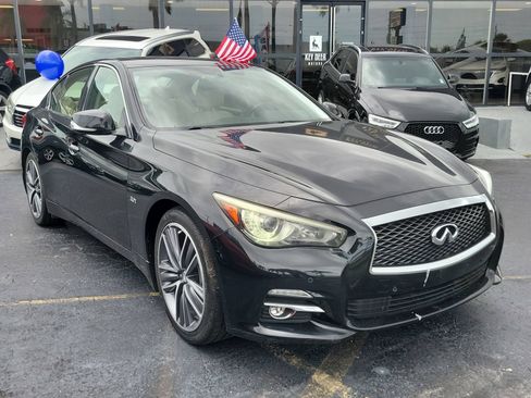 Used 2017 INFINITI Q50 3.0t Premium w/ Driver Assistance Package RWD image 3