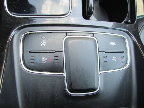 Used 2014 Kia Cadenza Premium w/ Luxury Package FWD image 16