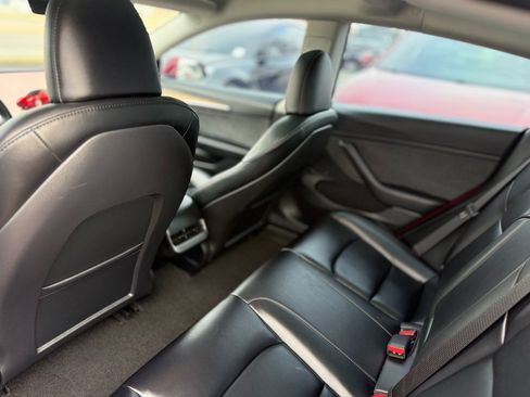 Used 2023 Tesla Model 3 Standard Range image 17