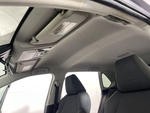 Used 2022 Toyota RAV4 LE AWD/4WD image 18