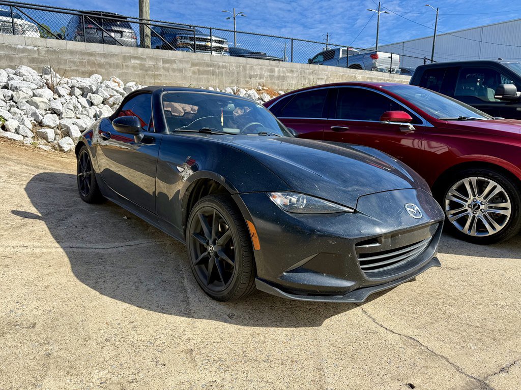Used 2020 MAZDA MX-5 Miata Club RWD image 1