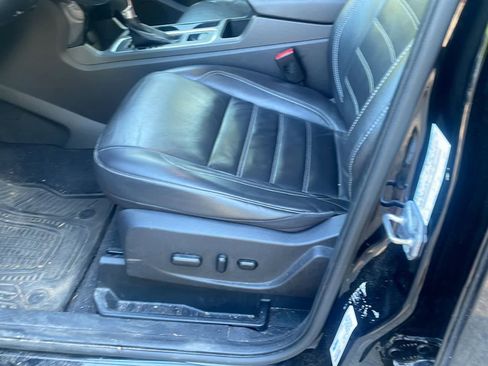 Used 2017 Ford Escape Titanium AWD/4WD image 12